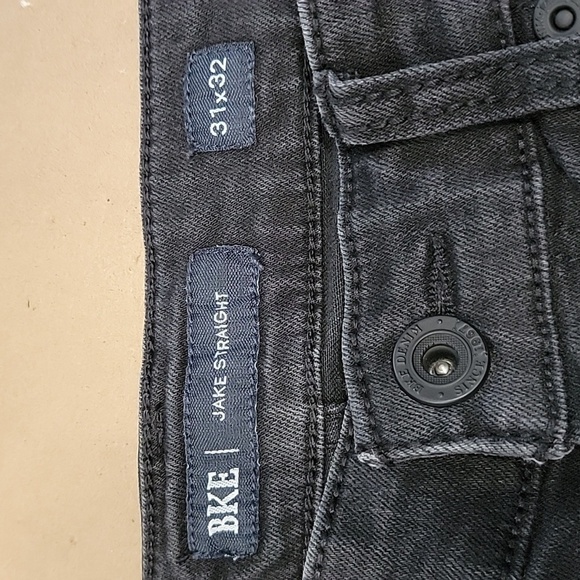 BKE Size 31x32 "Jake Straight", Washed Black Jeans.  Excellent Used Condition - Picture 2 of 12